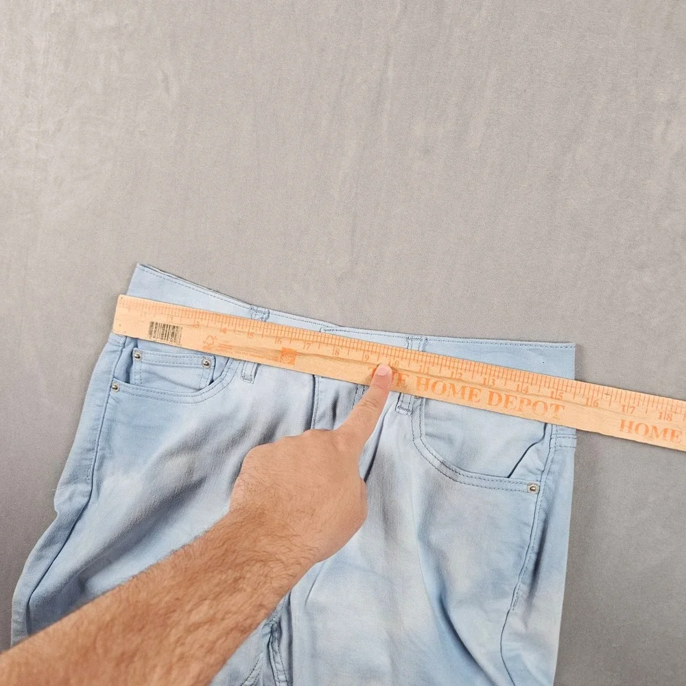 Mugsy Jeans Men 31x30 Funky Fresh's Blue Cloud Wash Stretch Denim FLX8NTDB
